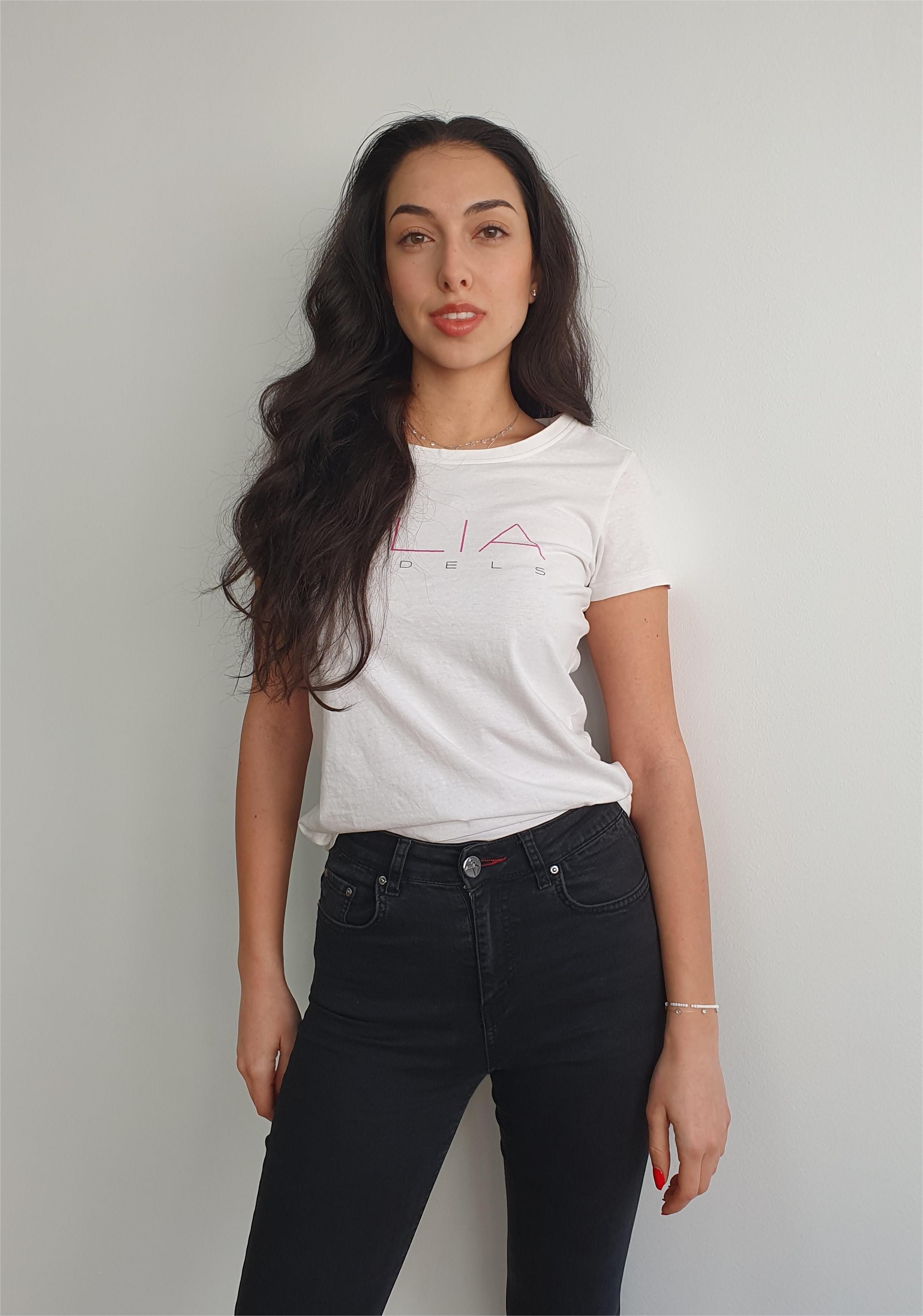 модел - Александра Щърбанова, полароид Alia Models 